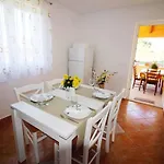 In - Istrien 31448 بيت للعطل